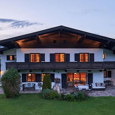 Pension Landhaus Gasteiger Kitzbühel Buitenkant foto