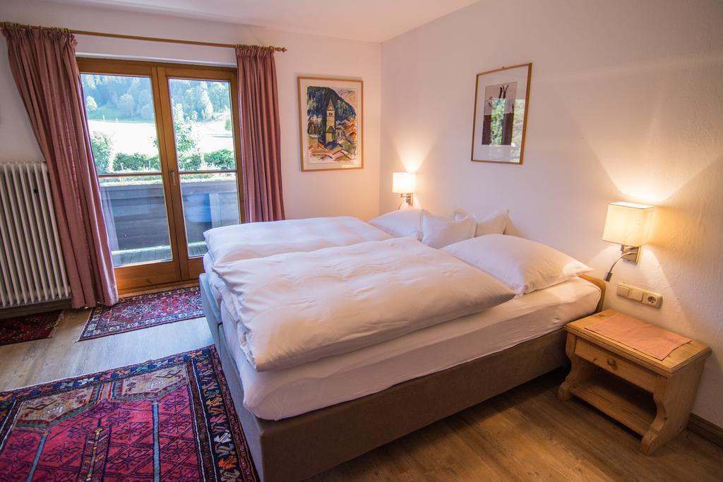 Pension Landhaus Gasteiger Hotel Kitzbühel Buitenkant foto