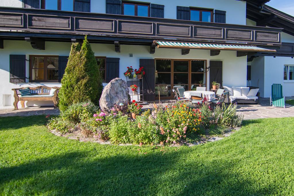 Pension Landhaus Gasteiger Kitzbühel Buitenkant foto